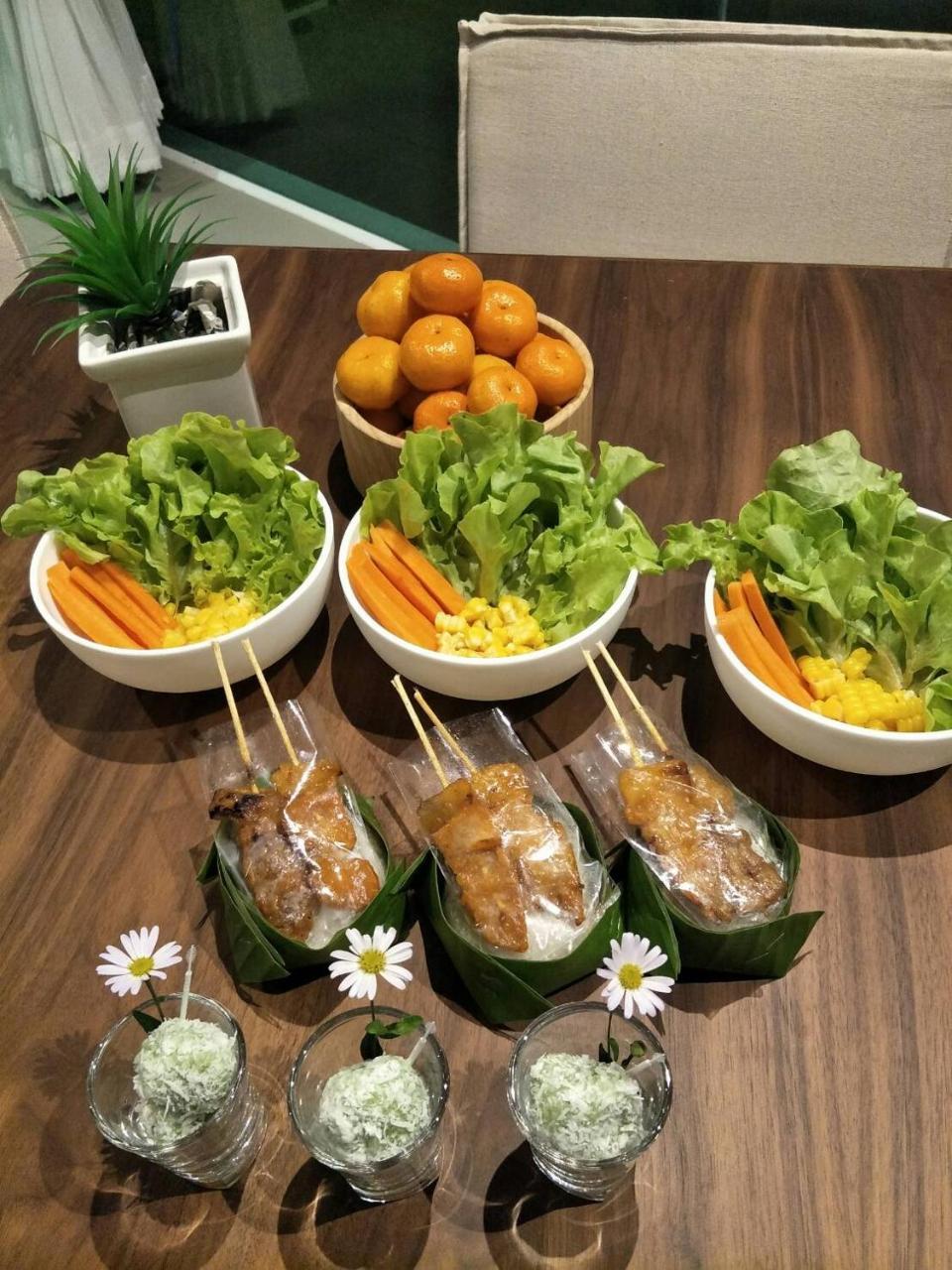 The White Garden Premier Saraburi Hotel Ban Dao Ruang  Kültér fotó