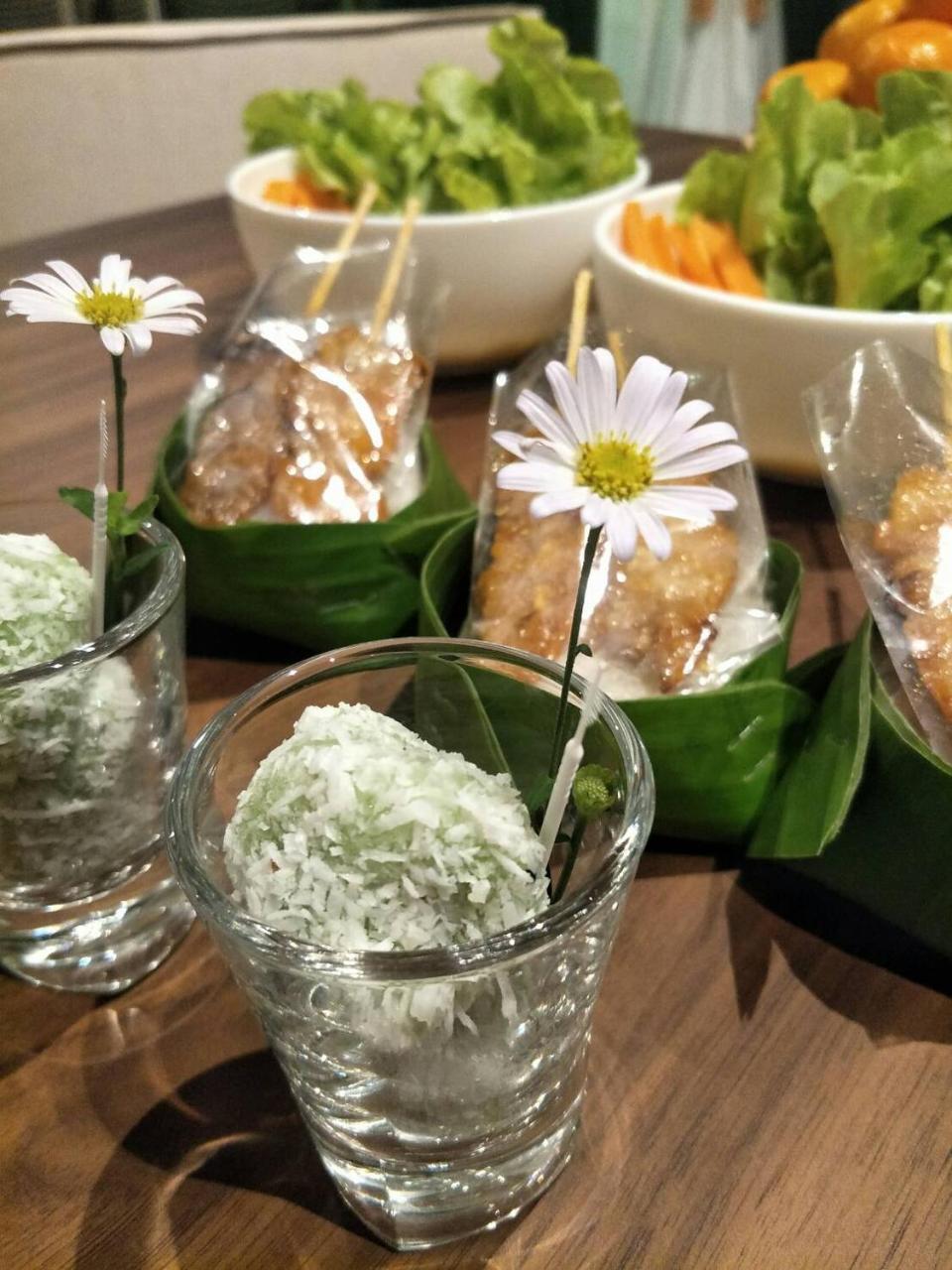 The White Garden Premier Saraburi Hotel Ban Dao Ruang  Kültér fotó