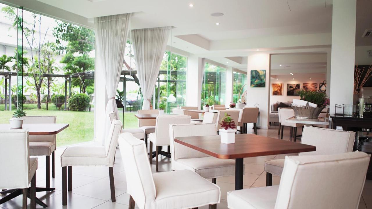 The White Garden Premier Saraburi Hotel Ban Dao Ruang  Kültér fotó