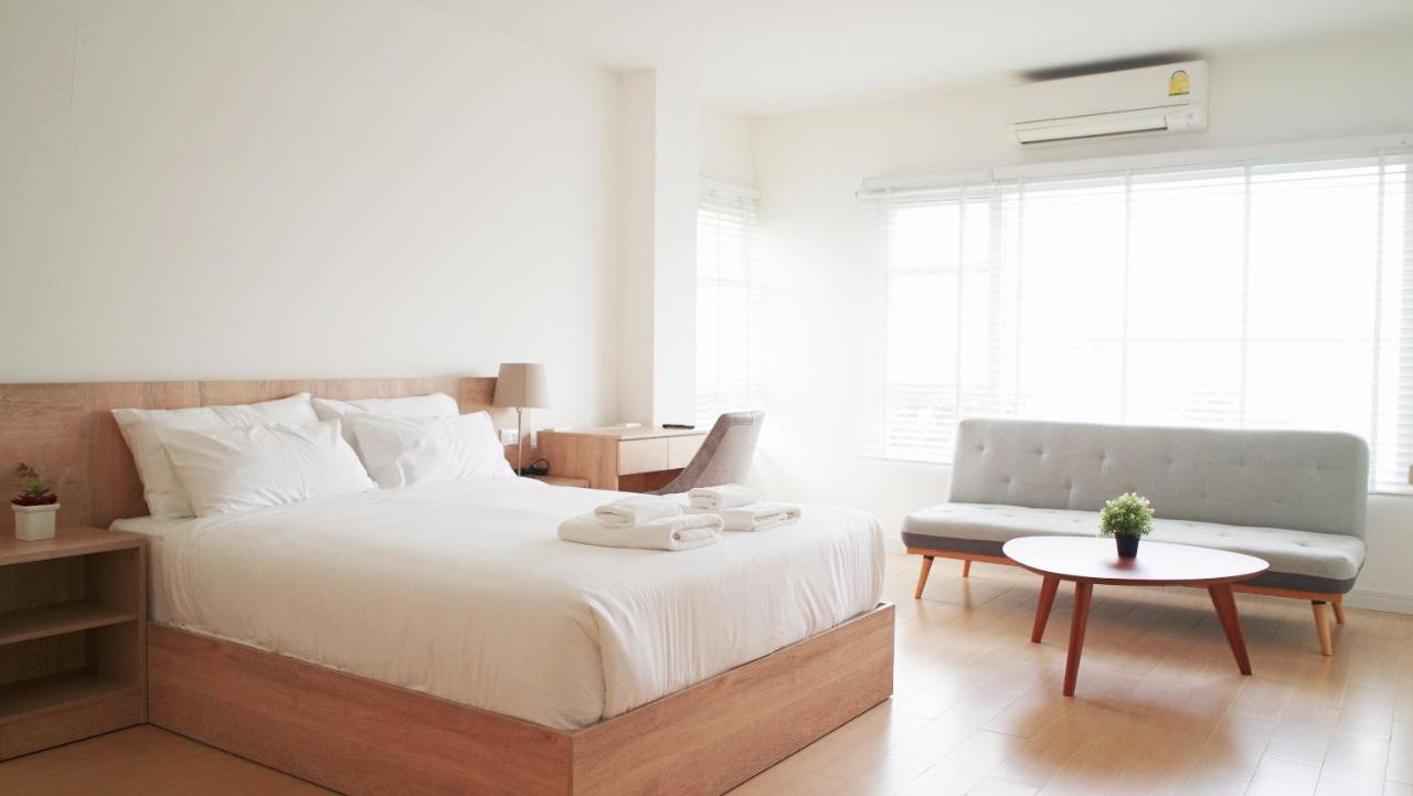 The White Garden Premier Saraburi Hotel Ban Dao Ruang  Kültér fotó