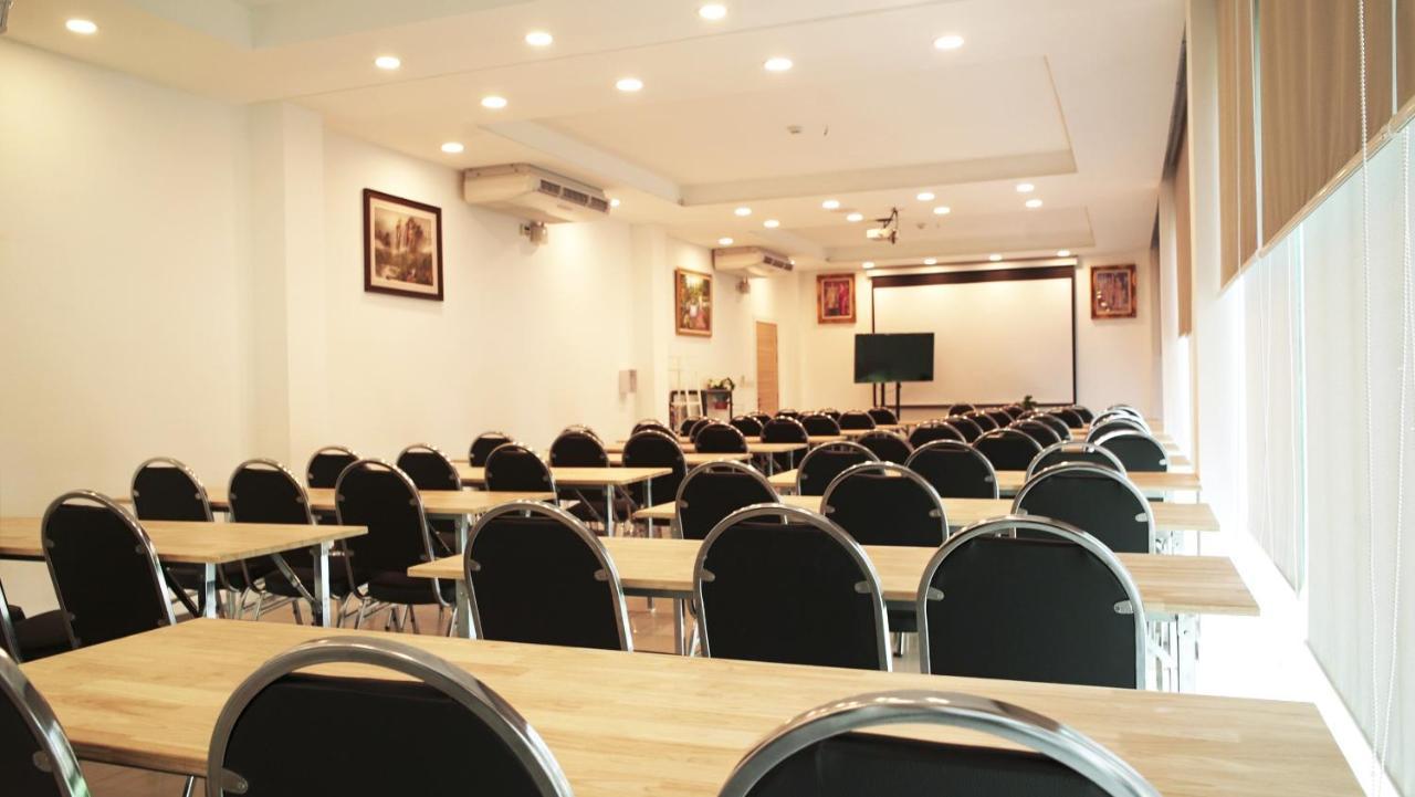 The White Garden Premier Saraburi Hotel Ban Dao Ruang  Kültér fotó